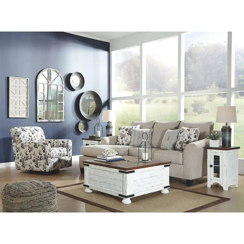 Wystfield Chairside End Table - White/Brown