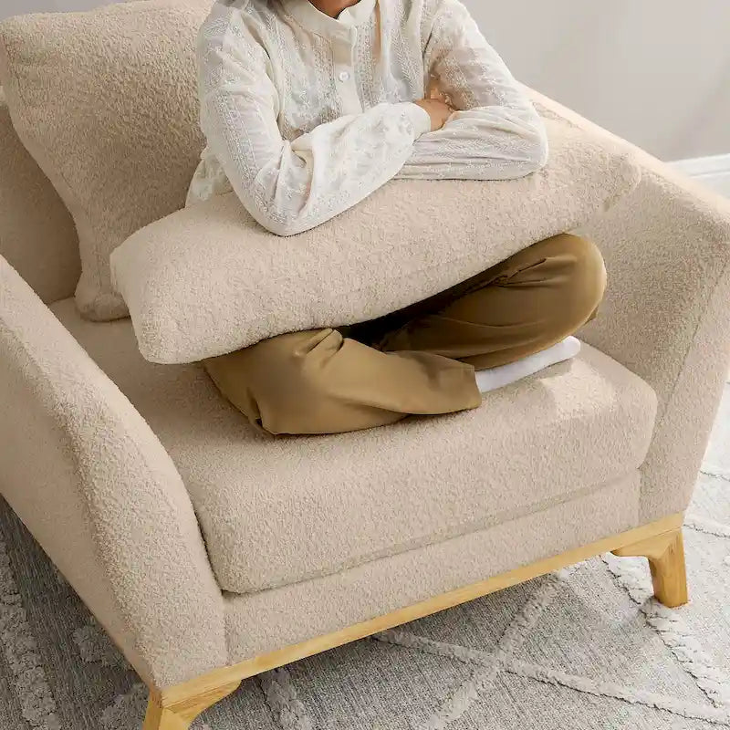 VANOMi 41.7  Modern Flared Arm Accent Chair