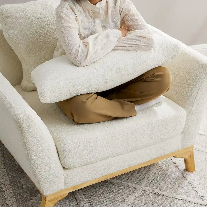 VANOMi 41.7  Modern Flared Arm Accent Chair